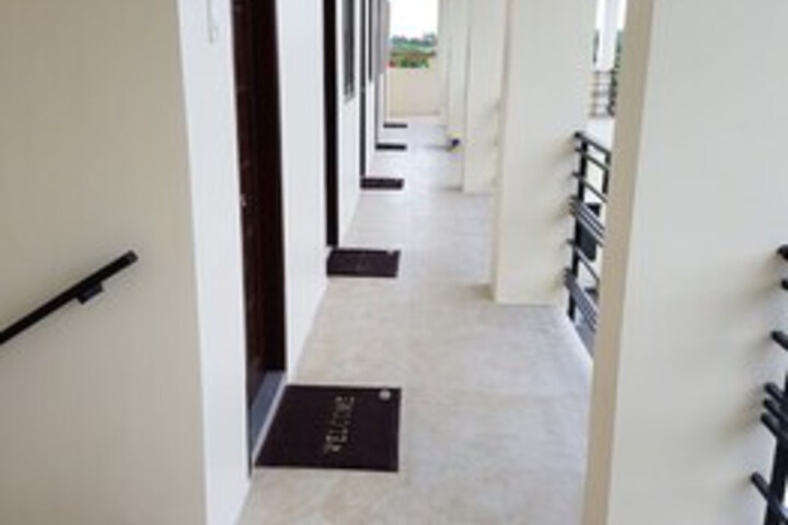 Ballroom/Hall 8 of 20