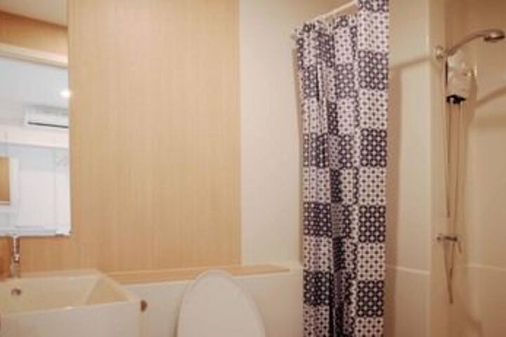 Room 2 of 14