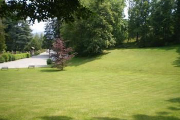 Property Grounds 22 of 25