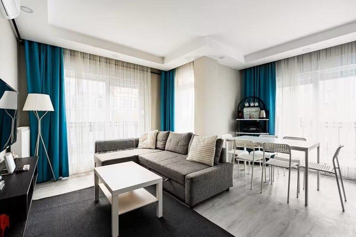 Room 192 of 293