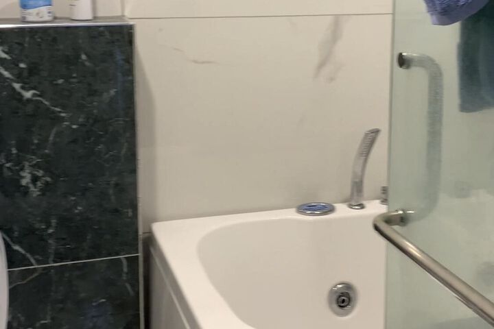 Room 3 of 23
