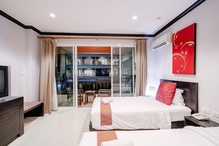 Room 6 of 35
