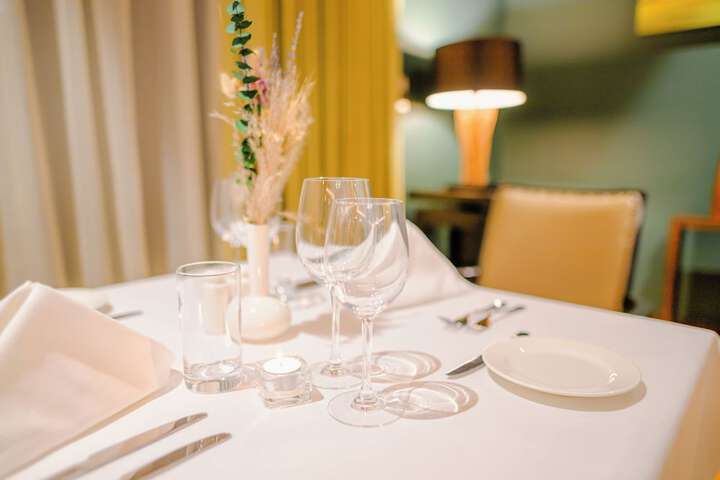 Dining 71 of 94