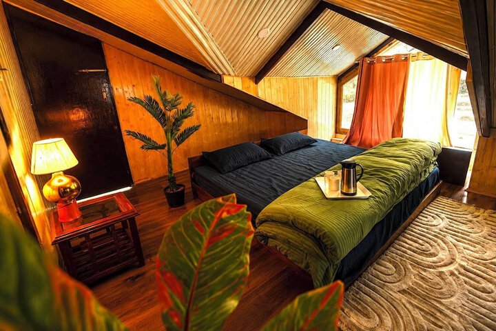 Room 13 of 35