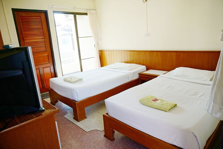 Room 6 of 21