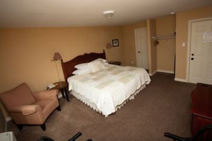Room 20 of 39