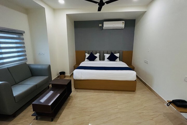 Room 11 of 31