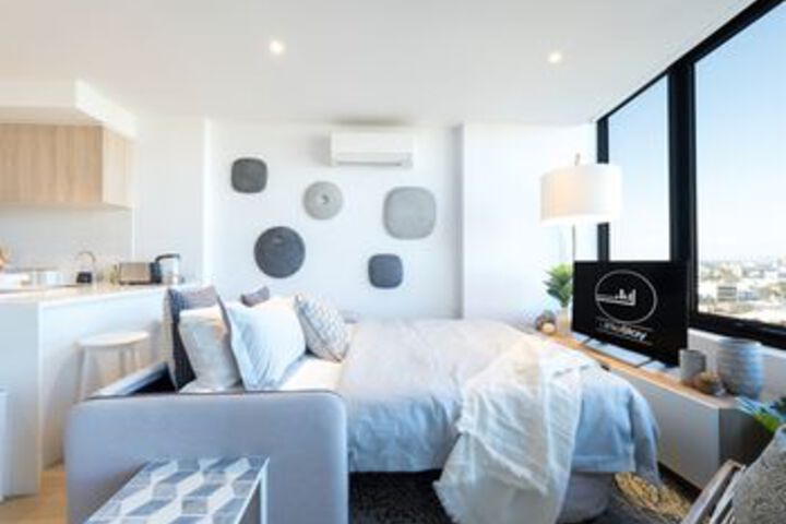 Room 8 of 37