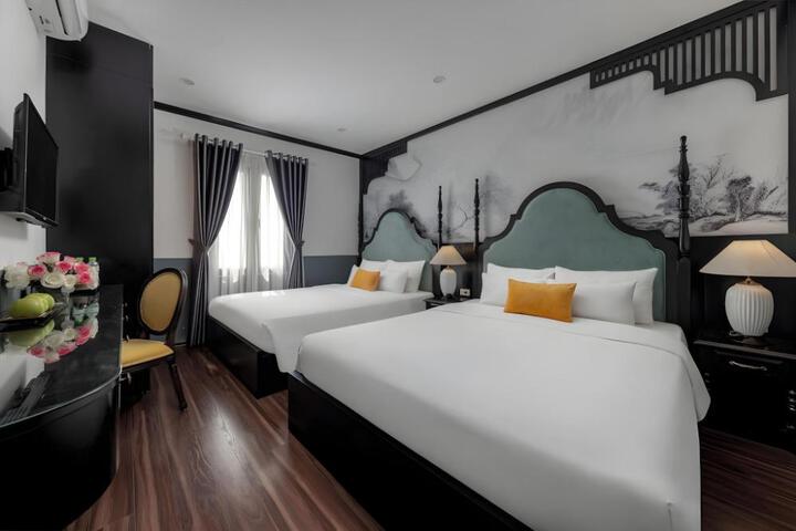 Suite Photo