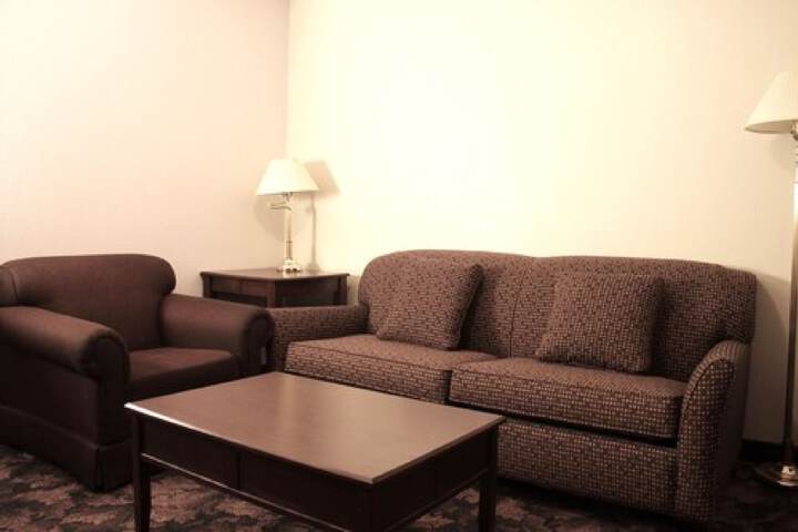 Room 13 of 27
