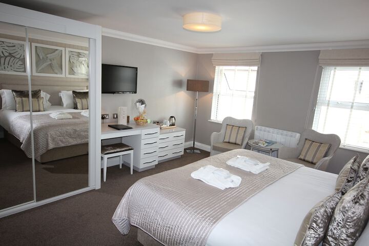 Room 4 of 31