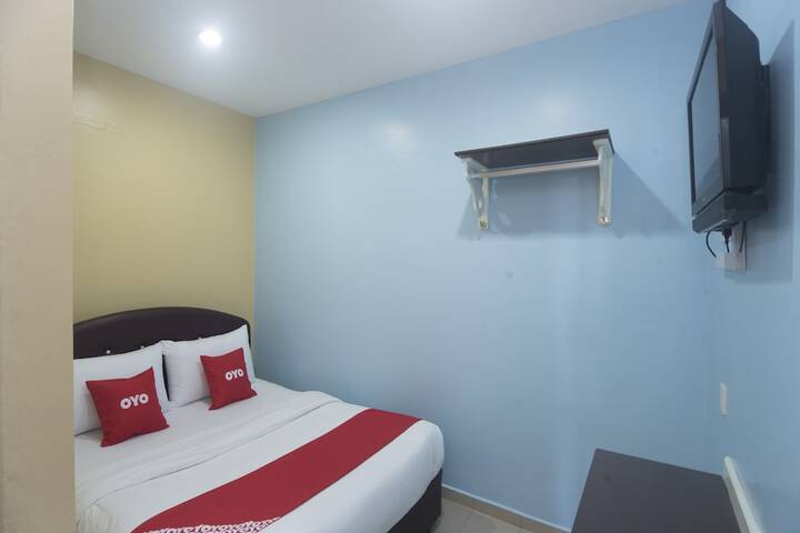 Room 14 of 33