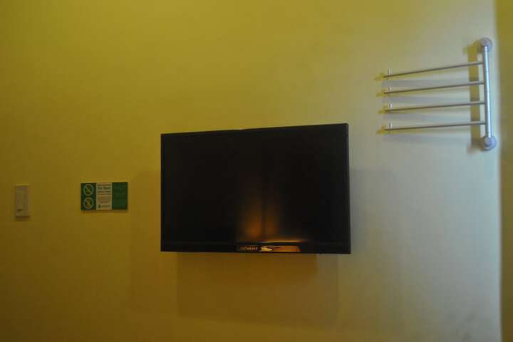 Room 35 of 108