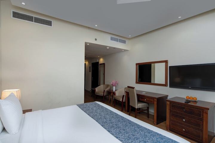 Room 19 of 36