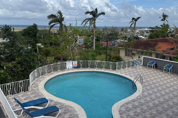Hotel with Pool