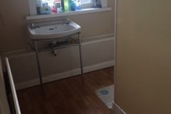 Room 3 of 31