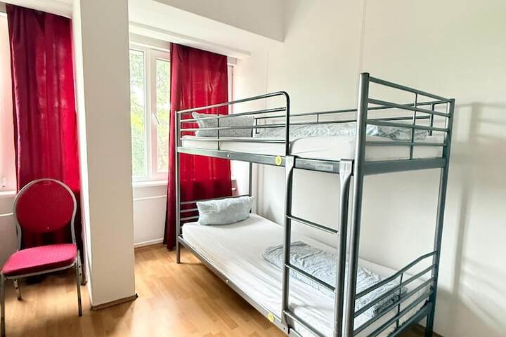 Room 87 of 150