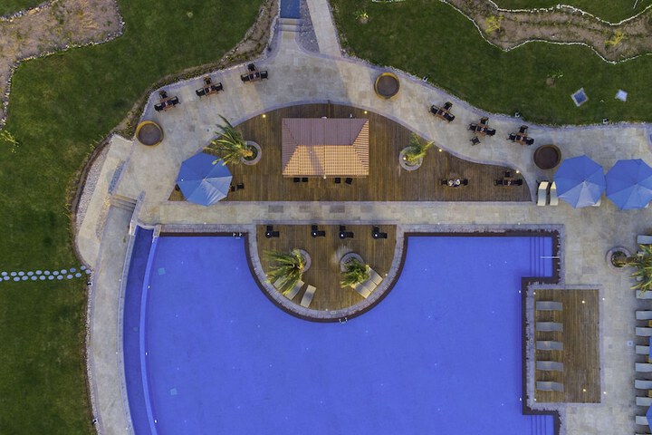 Pool 24 of 75