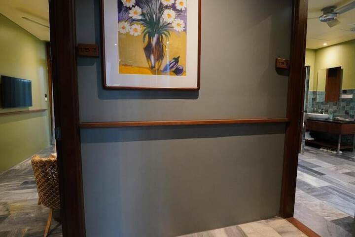Room 59 of 156
