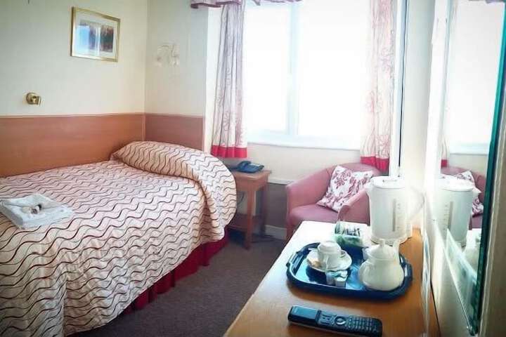 Room 33 of 70