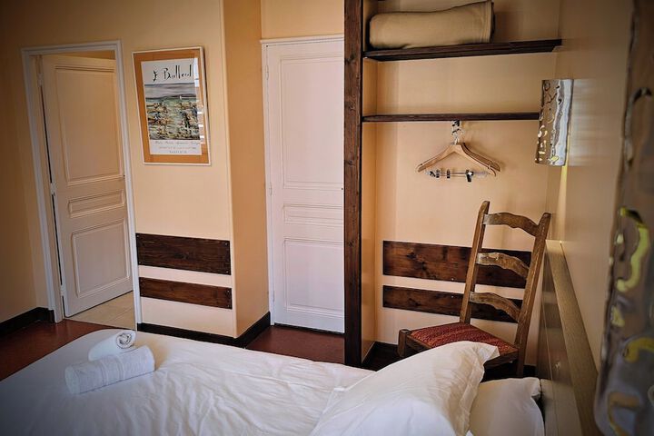 Room 65 of 89