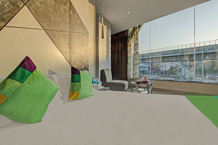 Room 21 of 40