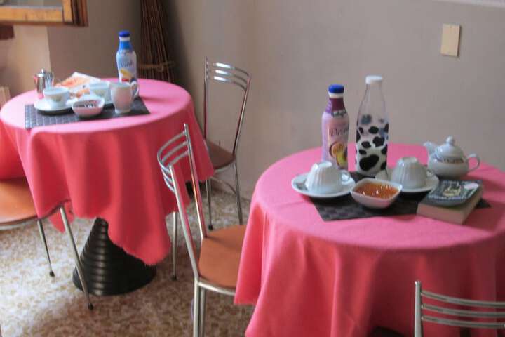 Breakfast area