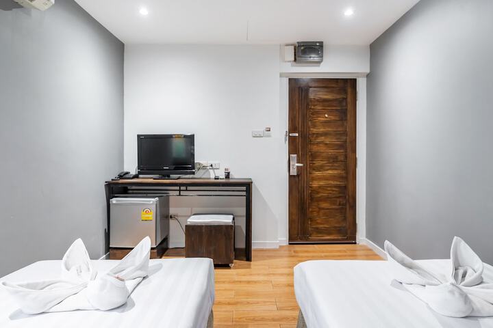 Room 12 of 70