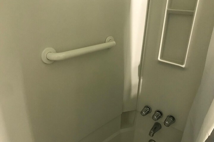 Room 21 of 24