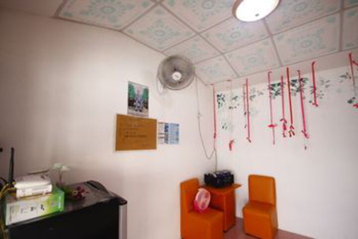 Room 13 of 15