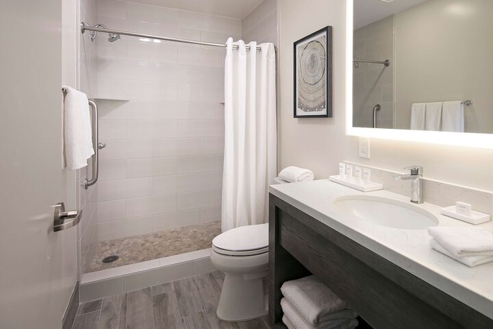 Bathroom shower