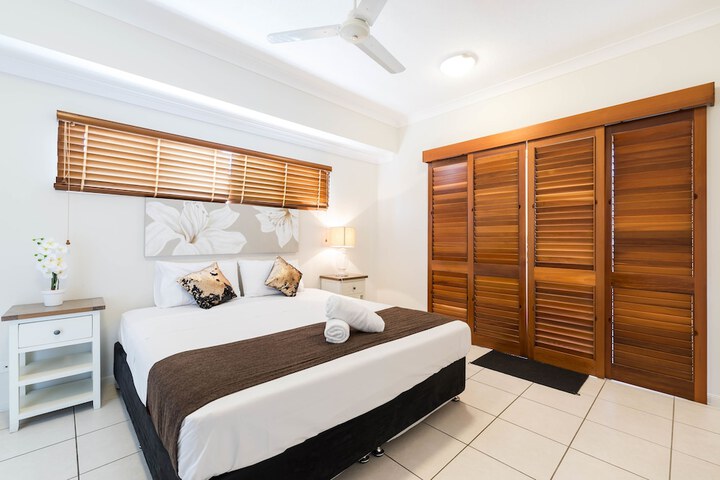 Room 4 of 60