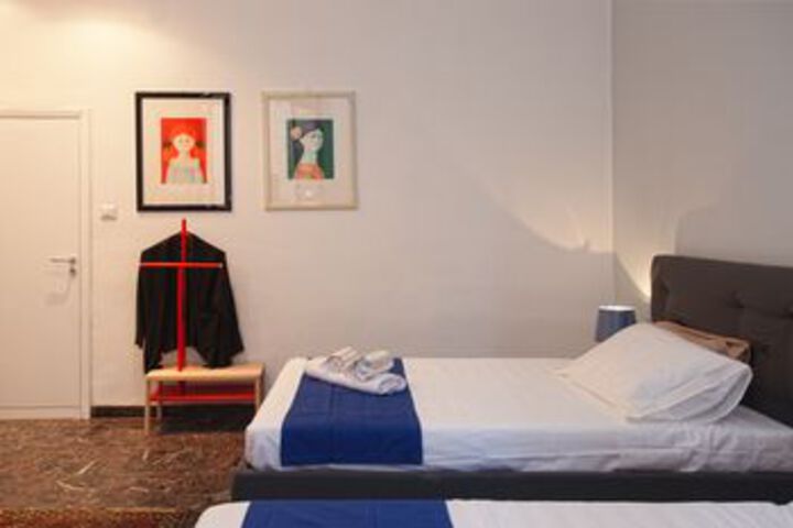 Room 18 of 35