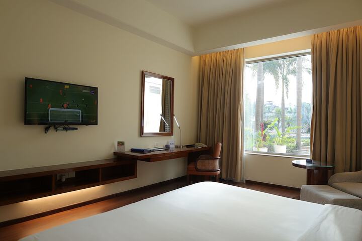 Room 17 of 112