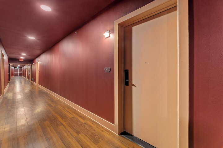 Ballroom/Hall 178 of 184