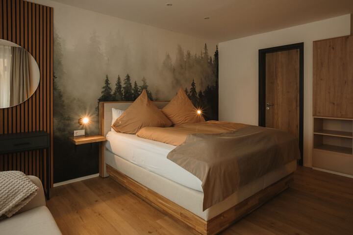 Room 8 of 23