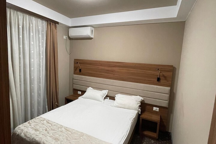 Room 14 of 57