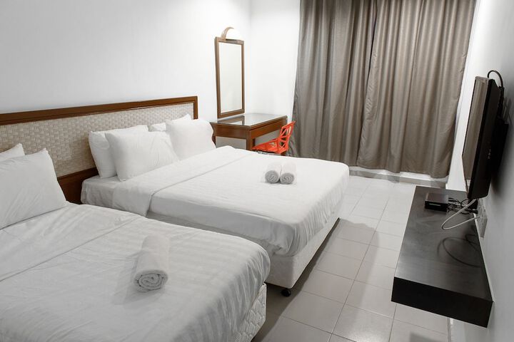 Room 10 of 41