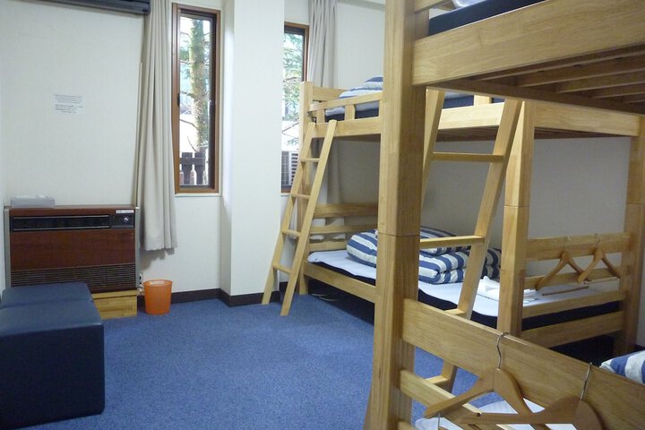 Room 7 of 66
