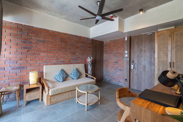 Room 20 of 54
