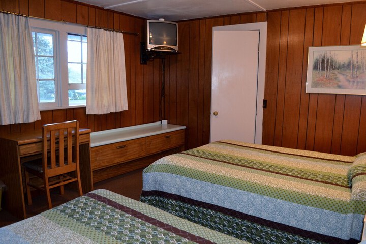 Room 7 of 61