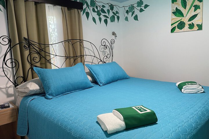 Room 9 of 20