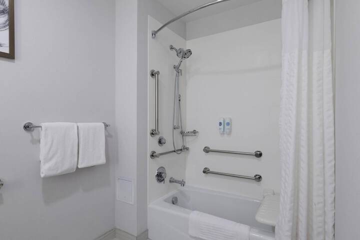 Room 54 of 91