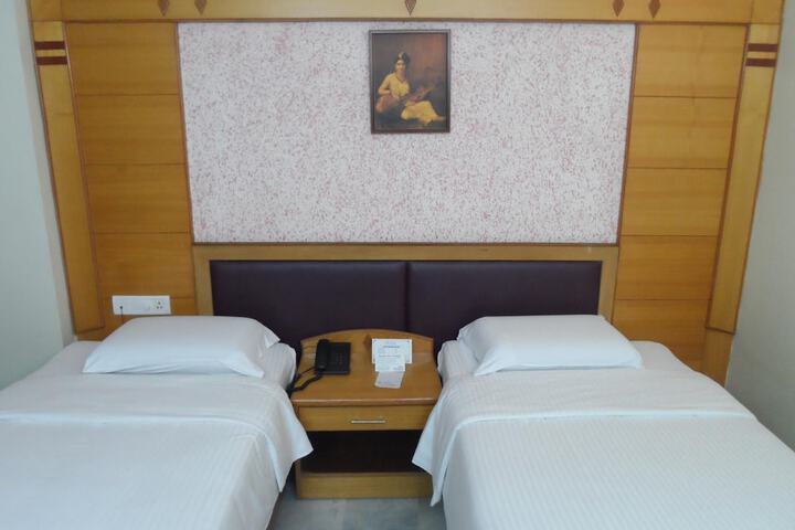 Room 38 of 66