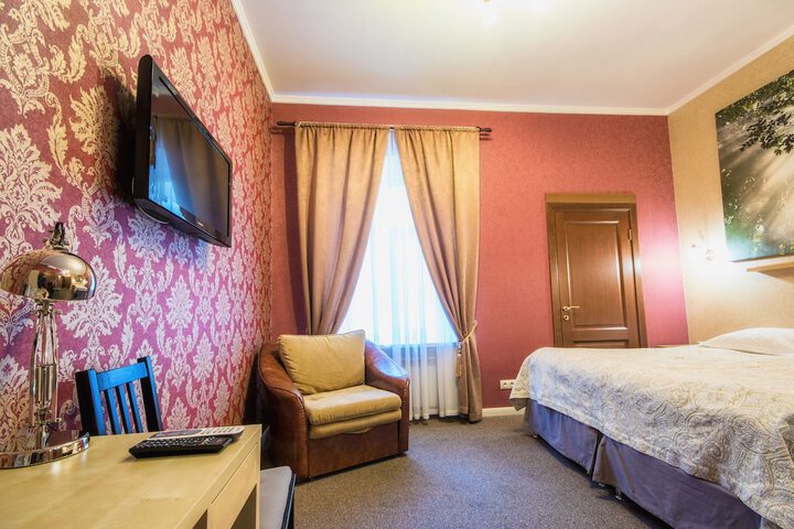 Room 15 of 43