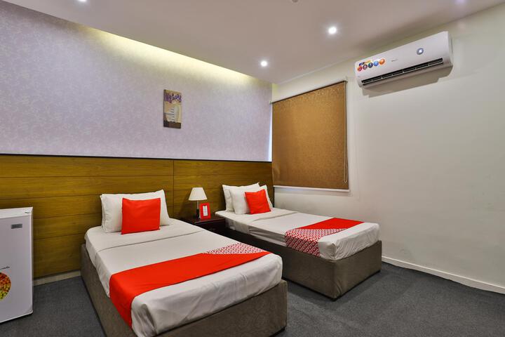 Room 38 of 41