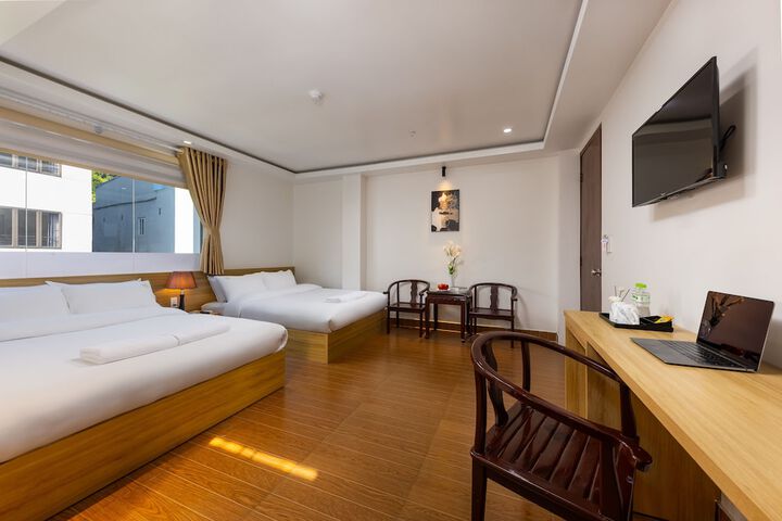 Room 6 of 40
