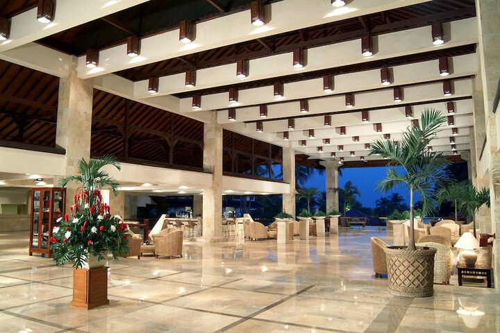 Lobby Entry