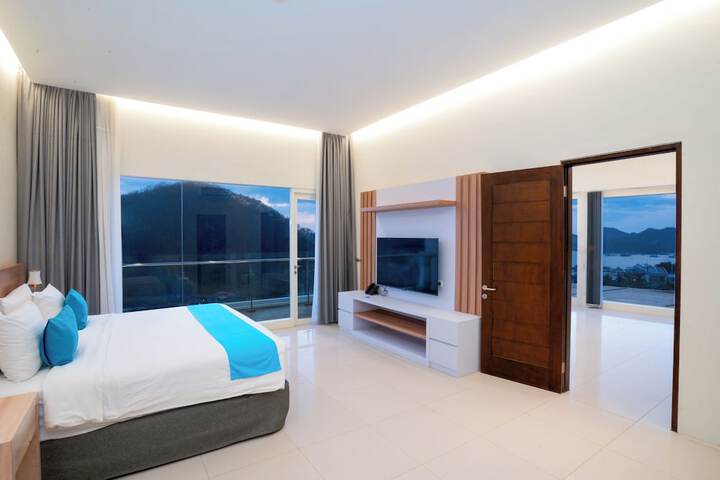 Room 10 of 125