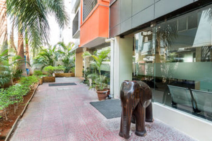 Treebo Sravya Residency